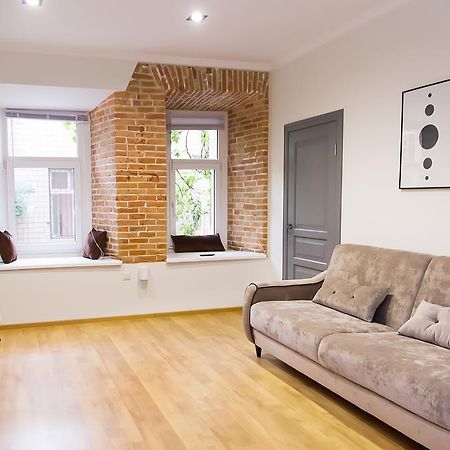Apartment In The Center Of Odessa Extérieur photo